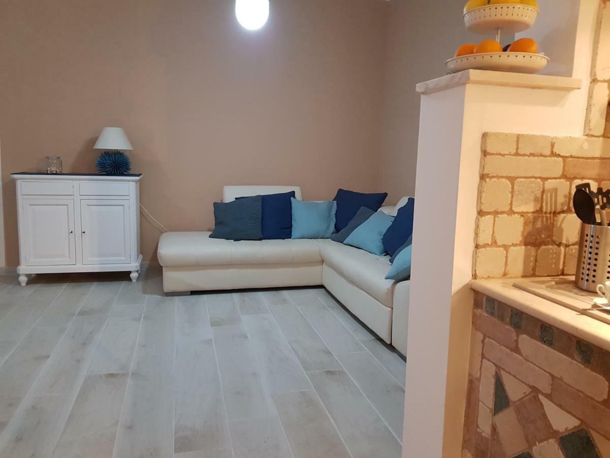 Villa Ada Casa Vacanze Torre Specchia Ruggeri Εξωτερικό φωτογραφία